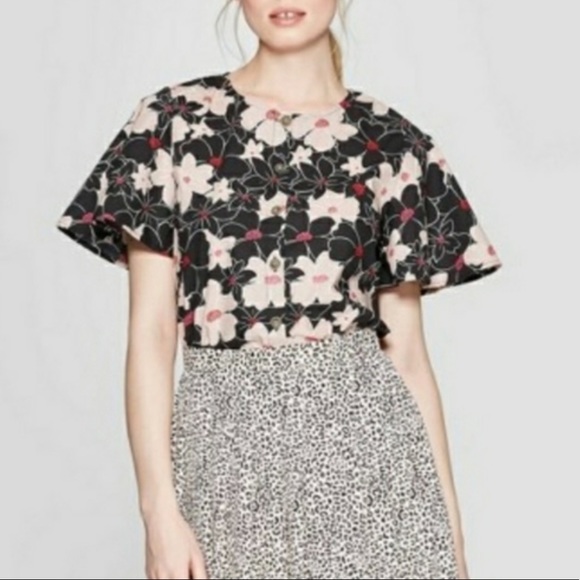 Who What Wear Bell Sleeve Button Down - Picture 3 of 6